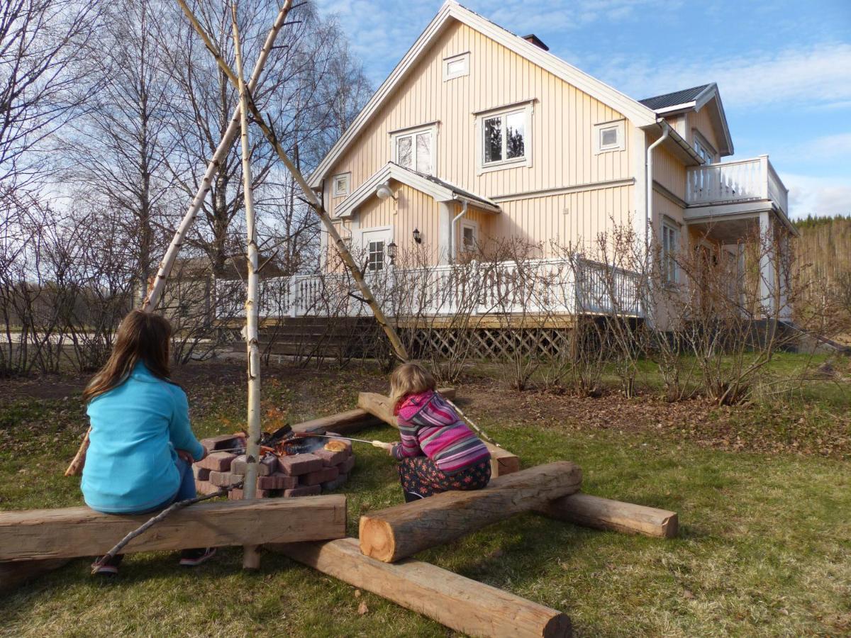 Ferienhaus Bjoerkebo Stöllet Exteriér fotografie
